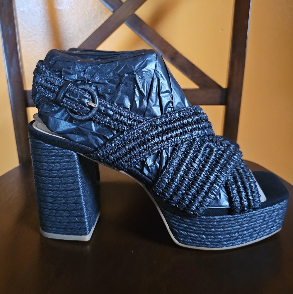 Marc Fisher Caddy Platform Women's Sandal Size 9.5M NIB Black